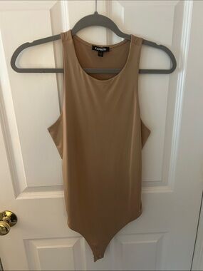 Express Tan Sleeveless Scoop-Neck Bodysuit